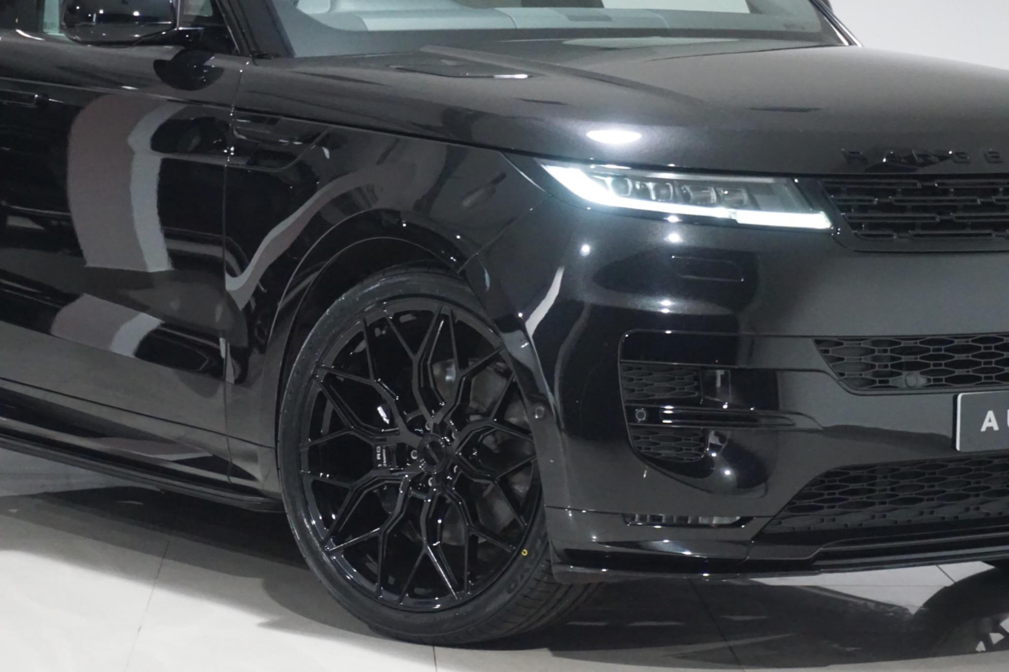 Land Rover Range Rover Sport 3.0 D300 MHEV Dynamic SE Auto 4WD Euro 6 (s/s) 5dr